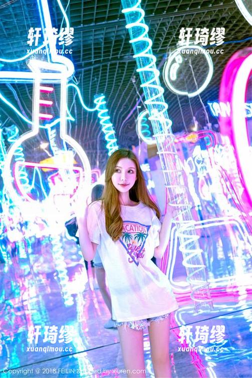 Feilin嗲囡囡 - 看！施忆佳KITTY的黑色美图，在线上给你的一点小灵感。