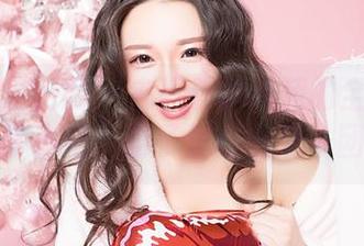 GIRLT果团网 – 来看看黄歆苑的全套写真，日常小记，脑子里却乱成一团……