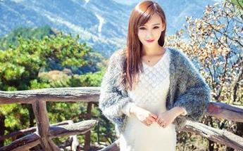IMiss爱蜜社 – 大家都在谈升职，我只想当Winki丝姬秘书美图的忠实壁纸粉。