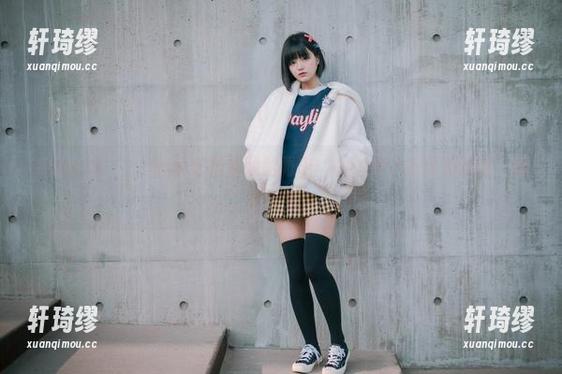 Jenny(정제니)的全套图集脱胎而出：DJAWA圣诞特别版，瞧这气氛！