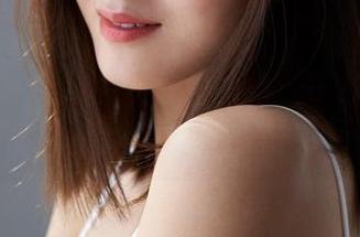 MiiTao蜜桃社 – 福利图集：李颖诗的学妹气息，撩人得让人想多看几眼。