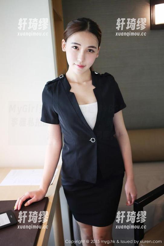 MyGirl美媛馆 - 红色连体+BGM，nova李雅私拍的时候情绪满分，美图像极了脑海里的影视剧剧照。