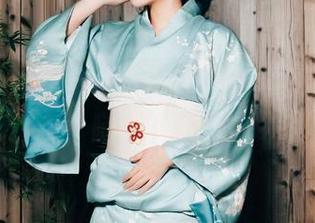 让Sonson(손손)的旗袍图库点亮你的灵感，随便下载吧！