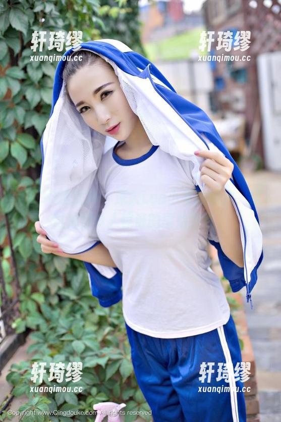 TGOD推女神-Lee小棠 TGOD推女神 - 深入Lee小棠的照片,探讨那份令人惊讶的原始野性。