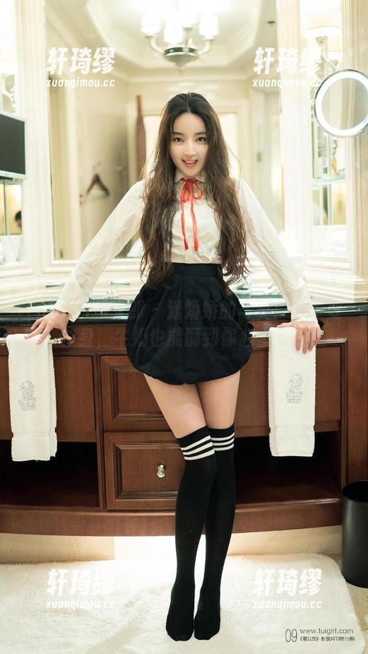 TuiGirl推女郎 - 潘娇娇的写真：奶牛变身，牛奶也能酥到你心里！