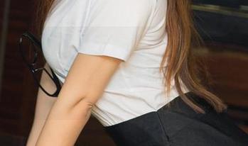 UGirls尤果网 – 于梓馨运动图集亮相，精选“我努力了，结果只拍了好看的影子”。
