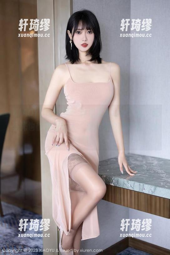 XIAOYU语画界-乔漫妮mina XIAOYU语画界 - 乔漫妮mina空姐,无圣光也能拍出让人“无法集中注意力”的味道!