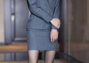 XIAOYU语画界 – 芝芝booty的自拍大分享：原图太真实，图包拖后腿！