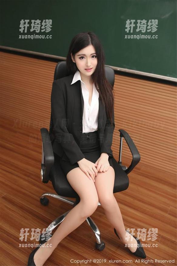 Xiuren秀人网 - 完整收录：Kikibaby的婚纱写真，爱情与搞怪并存！