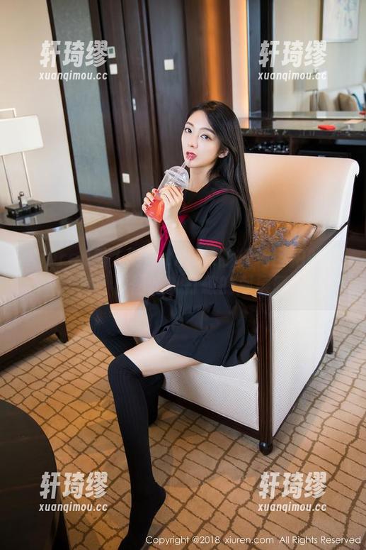 Xiuren秀人网-tina_甜仔 Xiuren秀人网 - tina_甜仔和自拍的相遇,原图难以打破的那层膜