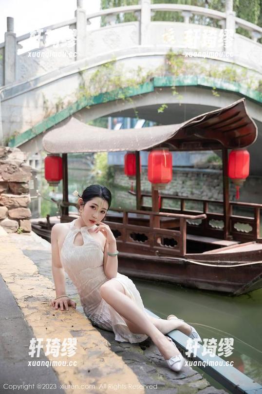 Xiuren秀人网 - 这才叫睡衣全套，周大萌出道，下载后你会懒得脱下！