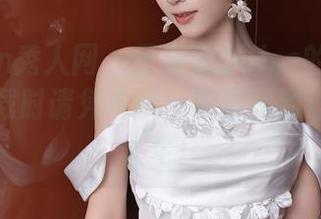 Xiuren秀人网 – 王梓童Doirs的旅拍写真，下载时请凭本事，毕竟美到让你怀疑人生！