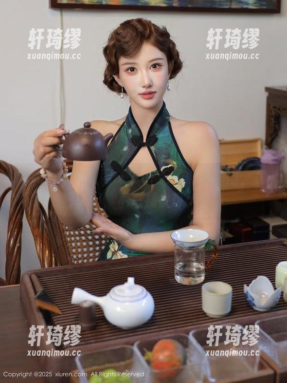 Xiuren秀人网 - 轩轩王子黑白套图，免费享用，不来损失可大了。