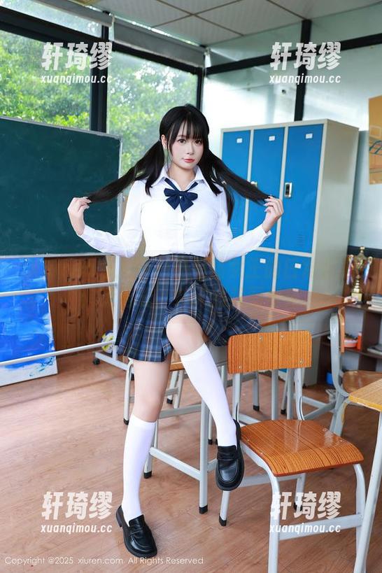 Xiuren秀人网 - 邹晶晶女王的日常合集：无圣光，纯天然美丽示范