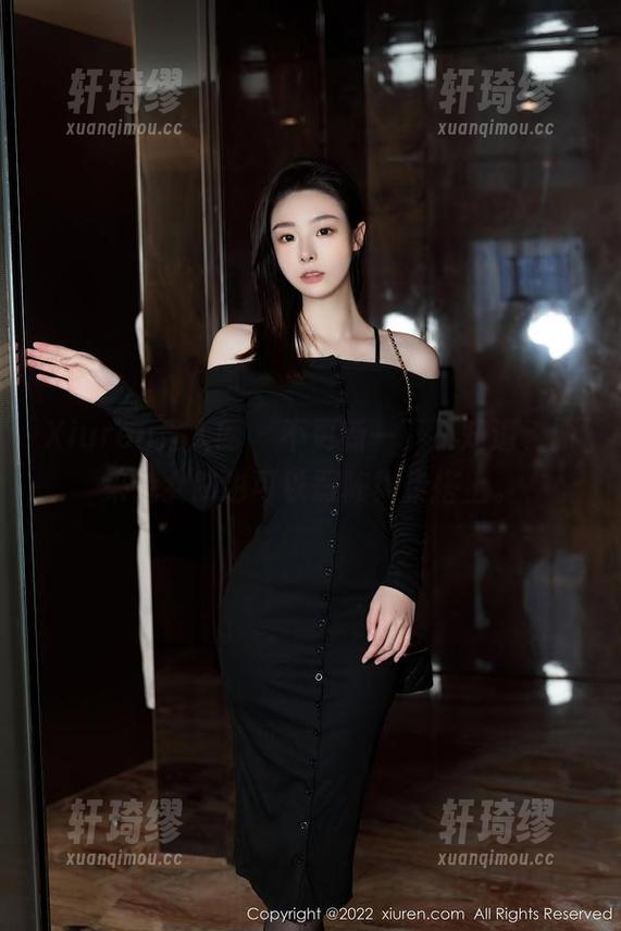 Xiuren秀人网 - 不更新一下不知道，原来兔女郎也可以跟陈柒柒搭上。