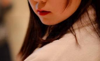 pans – 私房里的roro，礼服反而比她的人还抢眼！图片实在是太好看了。
