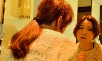 pans – 泳池边的宁宁，和网盘里那一堆奇葩写真说‘Hello’！