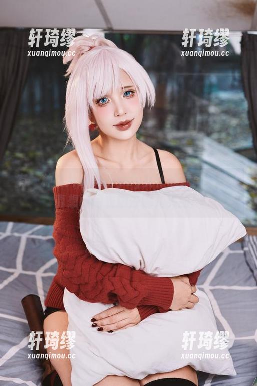有一种照片叫puypuy女仆的款款步伐，真想问问衣服去哪儿买的！