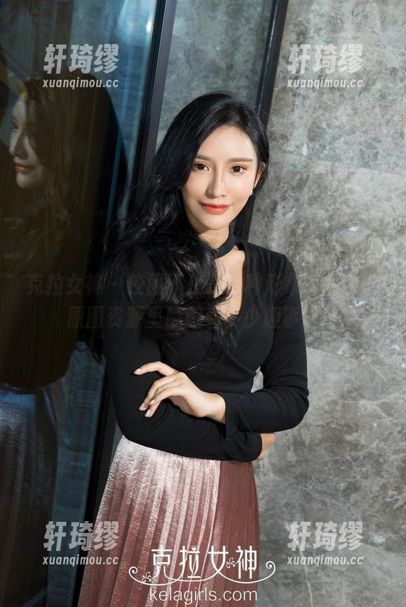 克拉女神 - 校服不止是一种形象，吕佳的原图资源里隐藏着多少趣事呀！