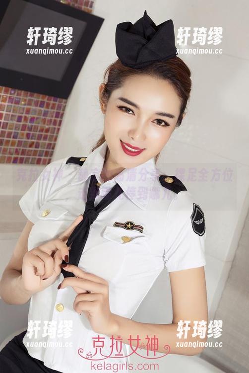 克拉女神 - 静宜的高清分享：裸足全方位，走到哪儿停到哪儿。