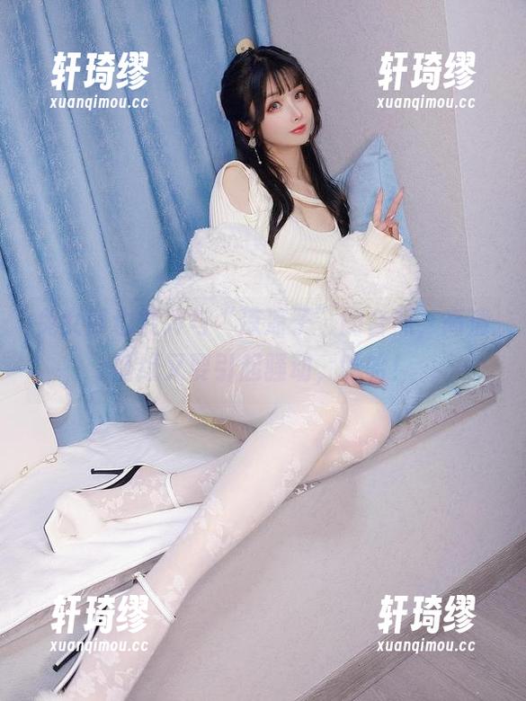 兔女郎也能冷与“凉凉子”的合照，高清壁纸又要引起骚动，哈哈！