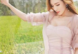 嗲囡囡 – 想拥有施忆佳KITTY同款？这款高清丝袜壁纸了解一下！