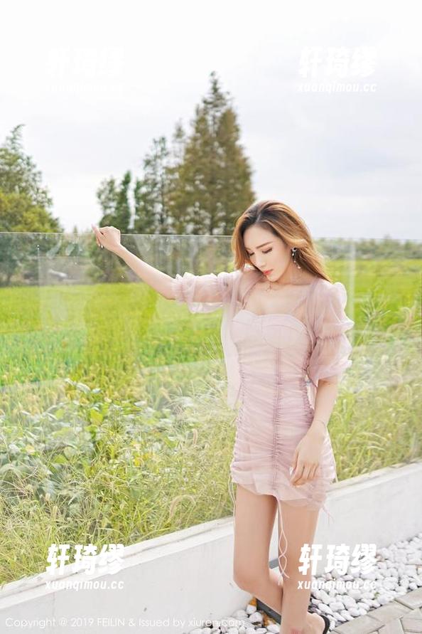 嗲囡囡 - 想拥有施忆佳KITTY同款？这款高清丝袜壁纸了解一下！