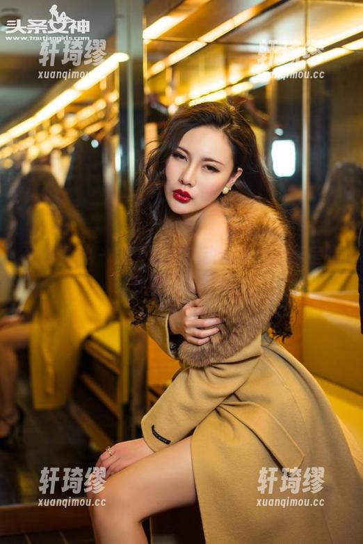头条女神 - 筱溪给你运动合集：健身房的各种迷惑时刻