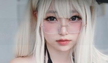 小心！女主K的女友决定来了个原图反转，《套图中的小打闹》太能逗乐我这种吃瓜群众了。