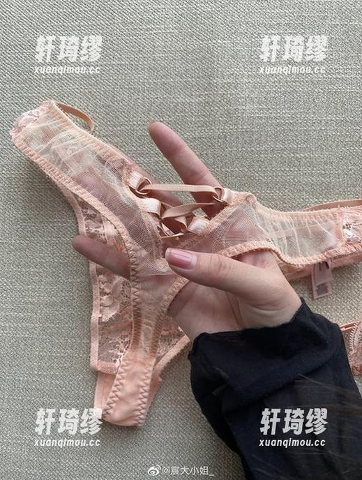 微密圈 - 宸大小姐的礼服资源与合集，隔壁老王都想赞一波！