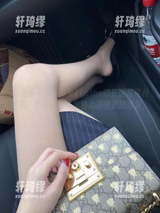 小仙女ELaine 微密圈 - 当小仙女ELaine的长腿与福利相遇,作品中竟然有种心跳往返的旖旎,不可思议吧。