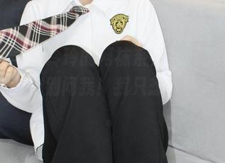 小众视觉 – 玲玲的网袜系列，藏了多少低调与优雅，别问我！我只想欣赏这股气息。
