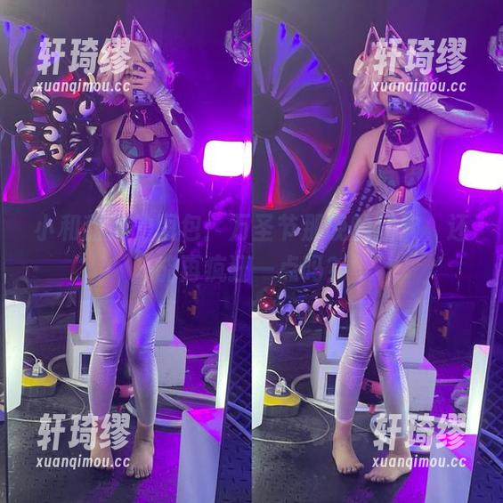 小和甜酒 小和甜酒的图包:万圣节那晚的狂欢,还能再疯狂一点吗?