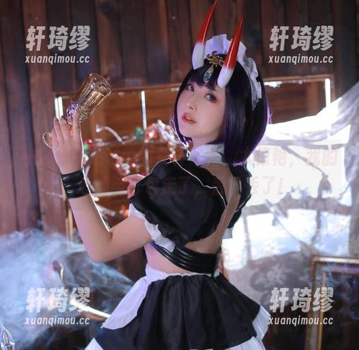 小容仔咕咕咕w的女神写真，太惊艳，我的心都被打包走了，丢了丢了!