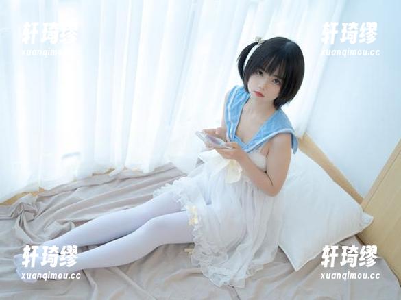 白丝棕格裙的套图，少女秩序在搞什么新花样？