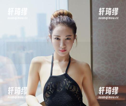 尤物馆-悦儿Yuky 尤物馆 - 比基尼写真——悦儿Yuky的野外坠落警告,别把沙子带回家啊!