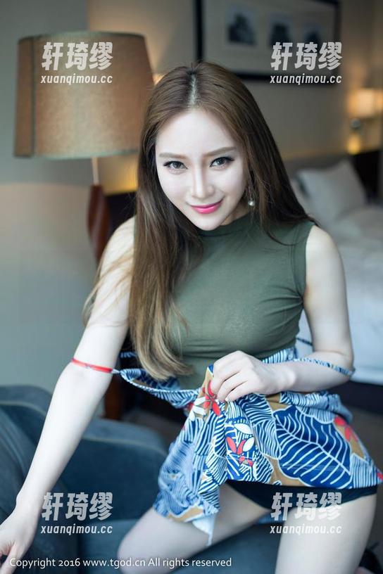 推女神 - 不管多土肥圆矮，丝袜照里我要你爱上我！附送高清。