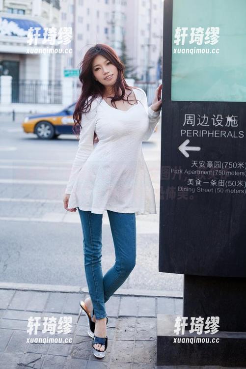 推女郎 - 娜露的万圣节全套图片，获奖作品映衬了一种独特的恐怖美。