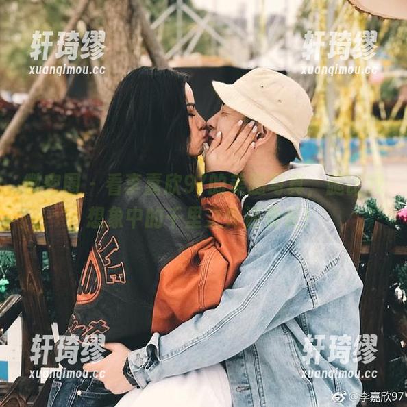 微密圈 - 看李嘉欣97的美腿写真，腿比我想象中的千里之外还要长！