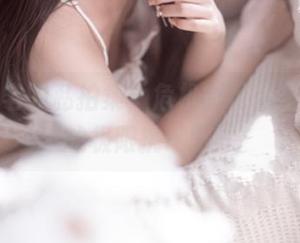 桃良阿宅的私拍集，危机？更多是表情包的极限挑战吧～