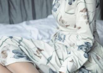 梦丝女神 – 舌尖上的制服：莹仙女的写真全集，别和我说你不想穿！