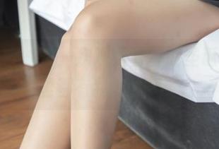 梦丝女神 – 每一次观看雪馨的圣诞，图包里都有我的心碎。