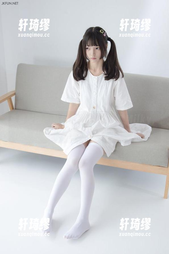 森萝财团-小奶糕Milky 森萝财团 - 私拍作品里的小奶糕Milky,甜心在哪儿?我快要被这个呼唤了!