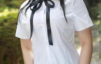 模范学院 – 卤蛋luna+校服=最强组合，快来下载这本写真集吧！