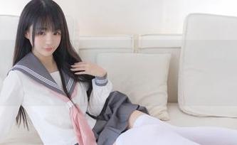 樱井宁宁的写真，学姐那种“你看我不学就能红”的气息很难抗拒！