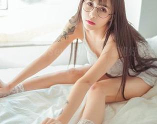 波萝社 – 原图中的柳侑绮Sevenbaby，旗袍好像在挑逗我的视觉神经。