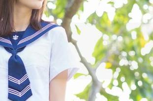 爱蜜社 – 莉莉Lily的少女写真集，原图喜感满分，十张片加起来像是在看一出戏。