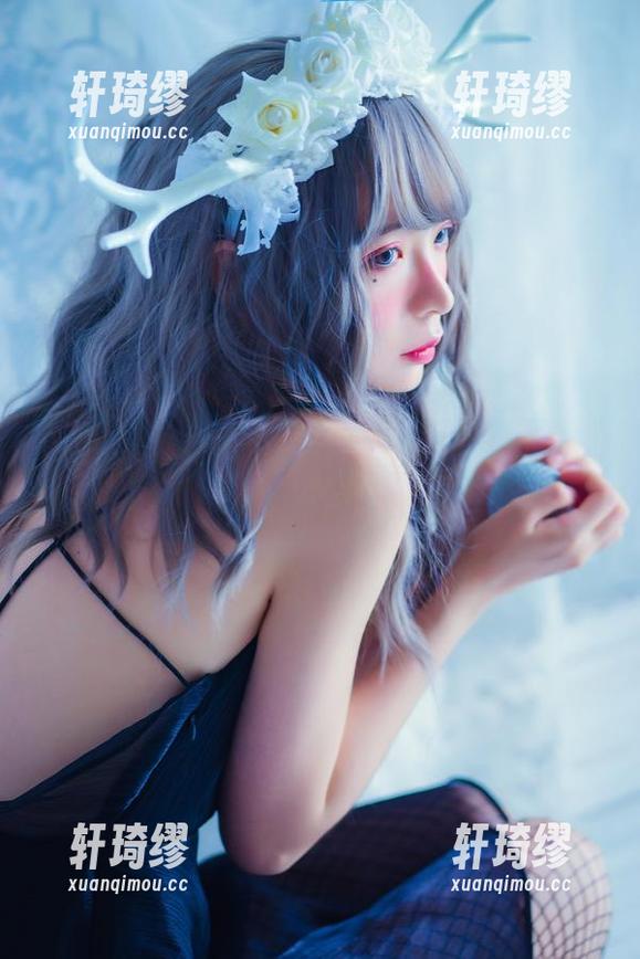 就你了，疯猫ss！新图集更新，女王的风情万种。