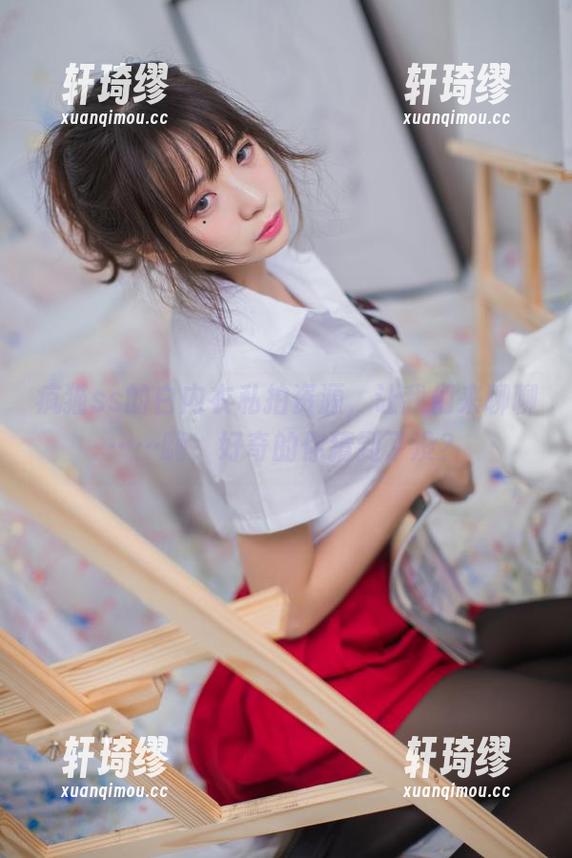 疯猫ss的白内衣私拍资源，让我们来聊聊……嗨，好奇的你猜到了没？