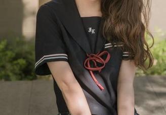 不轻易放过每一根制服少女资源，疯猫ss说你一定会喜欢！